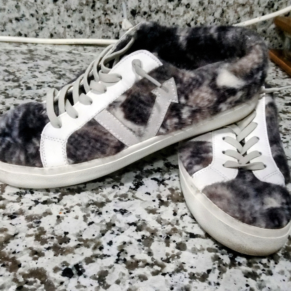 Vintage Havana Faux Fur Mule Sneakers Size 8